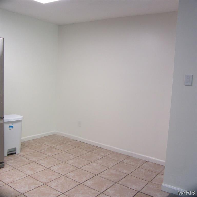 Oakville Commons Condo - Residential