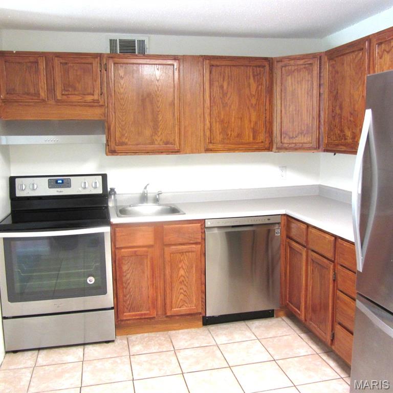 Oakville Commons Condo - Residential