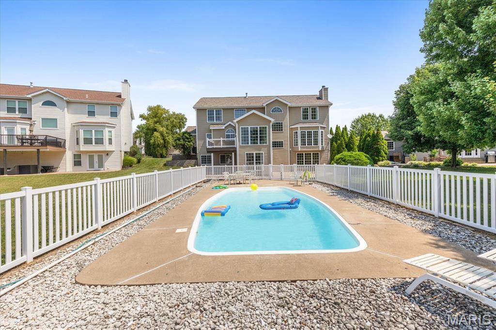 Est Of Fairfield Manor #2 - Residential