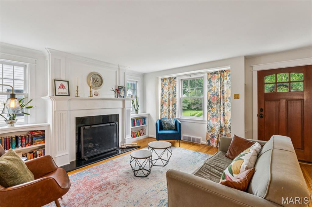 Dickson Place - Residential