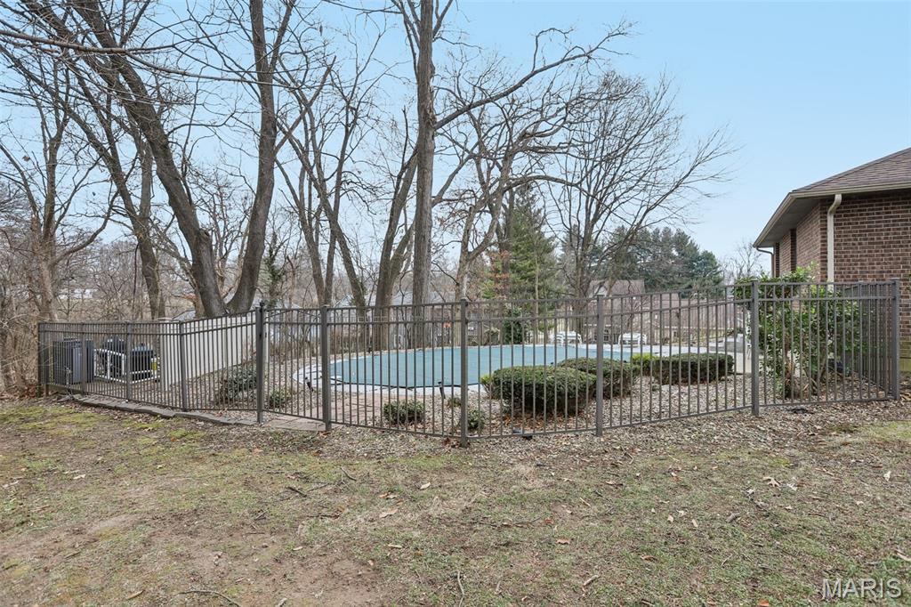 Collinwoods Sub - Residential