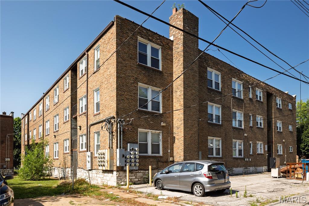 City/St Louis - Residential Income