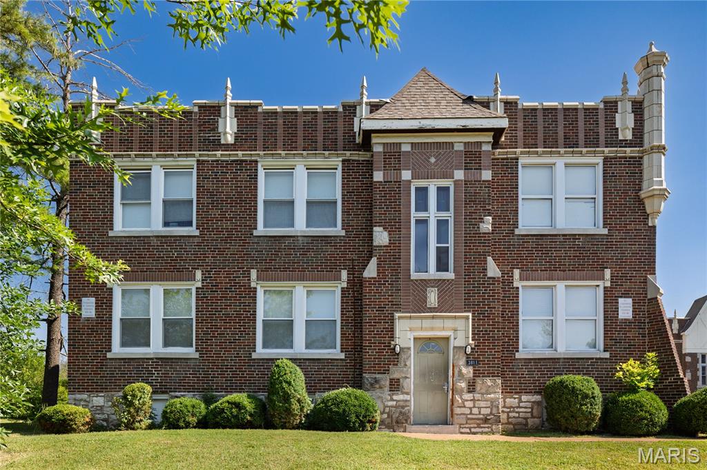 City/St Louis - Residential Income