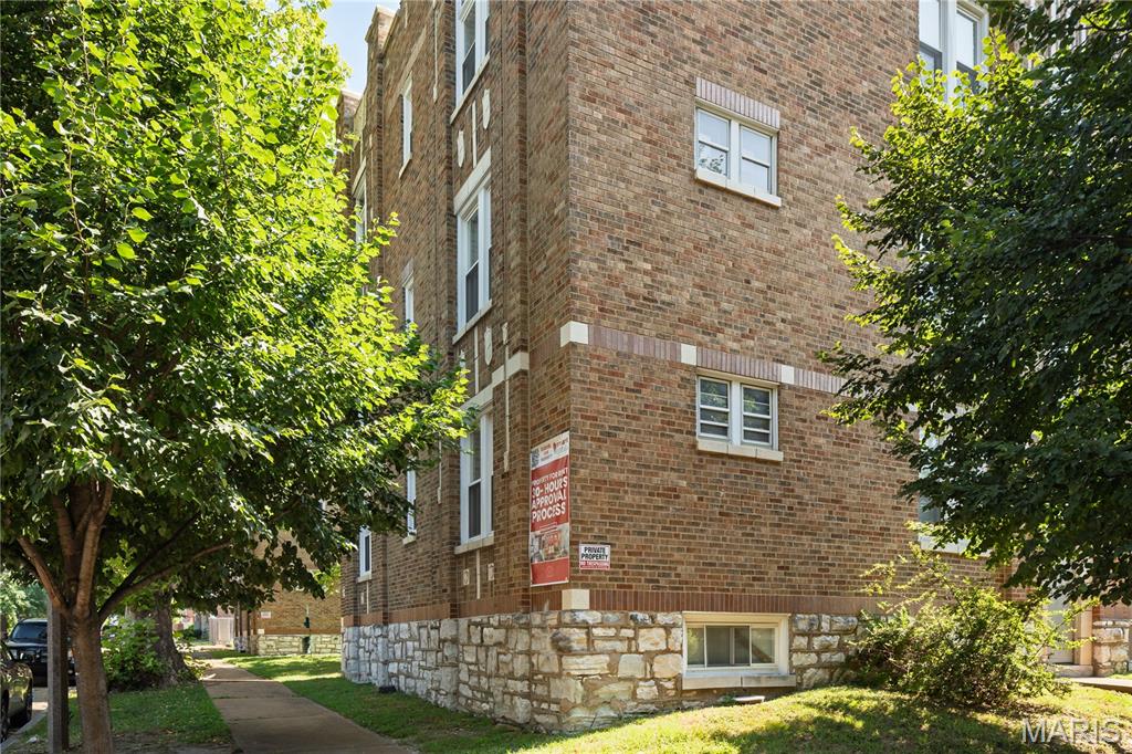 City/St Louis - Residential Income