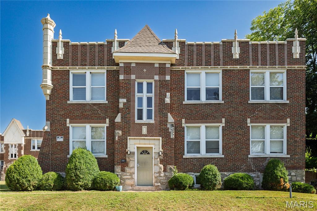 City/St Louis - Residential Income