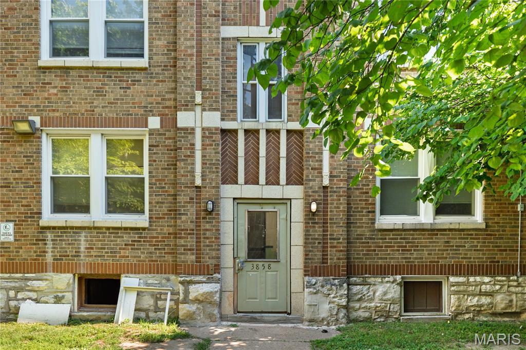 City/St Louis - Residential Income