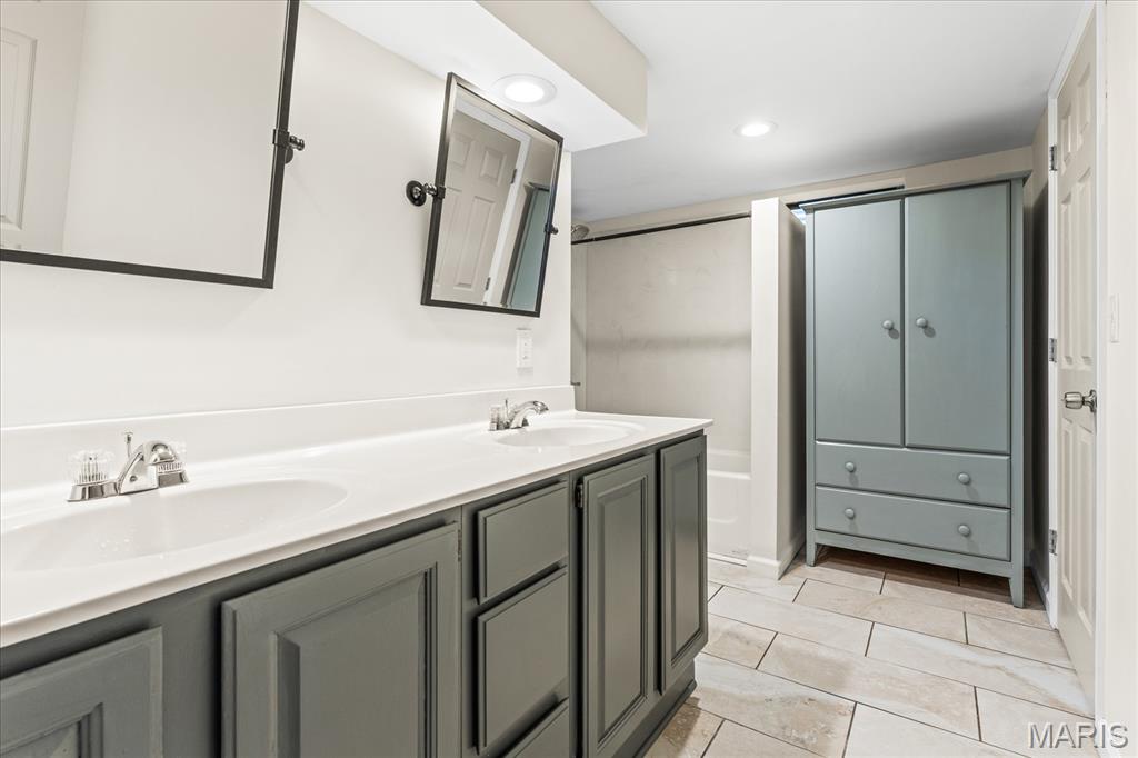 Thomas Park Gardens Anx - Residential