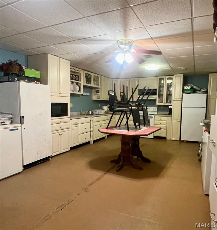 Hendersons, M, Sub - Commercial Sale
