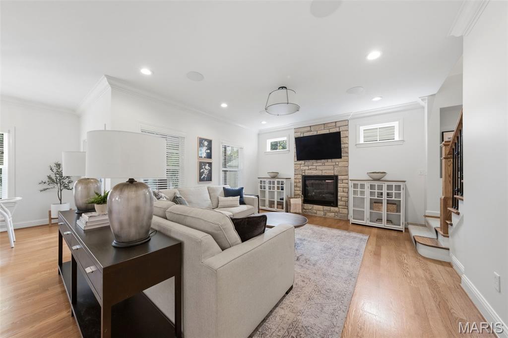 Manhattan Heights - Residential