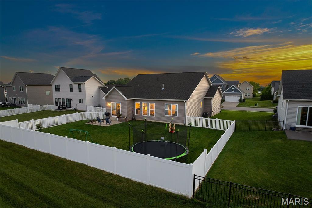 Sullivan Meadows - Residential