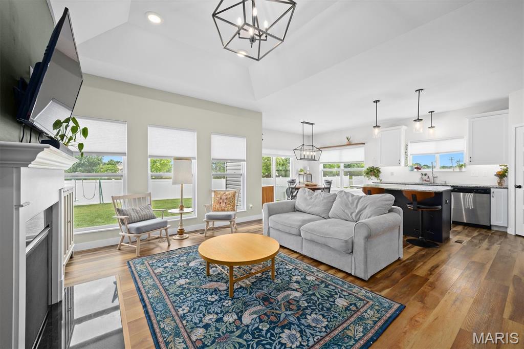 Sullivan Meadows - Residential