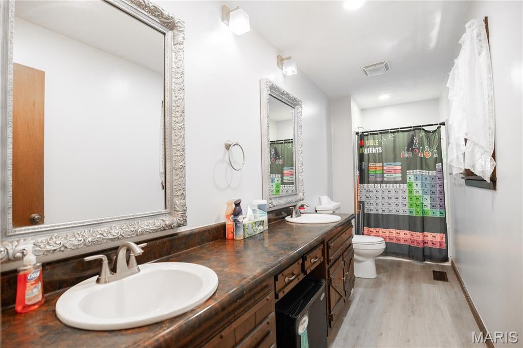Lakeview Estate - Residential