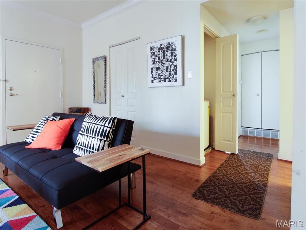 Waterman 4 Condominium - Residential Lease