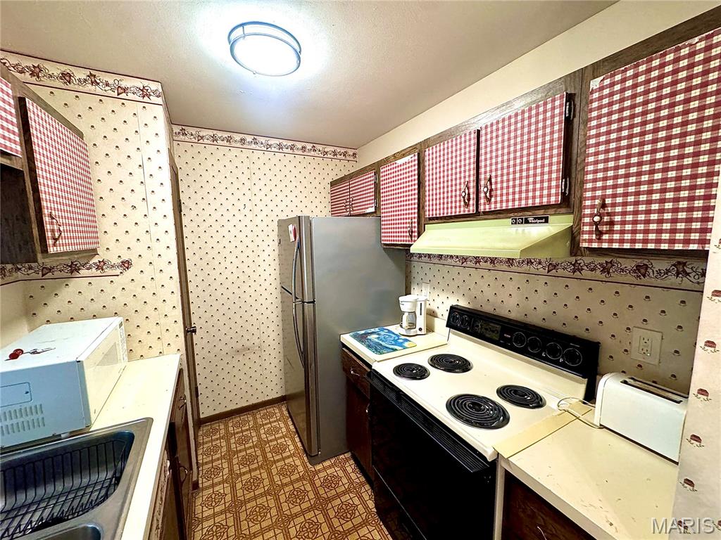 Blackwoods Chalet Condo - Residential
