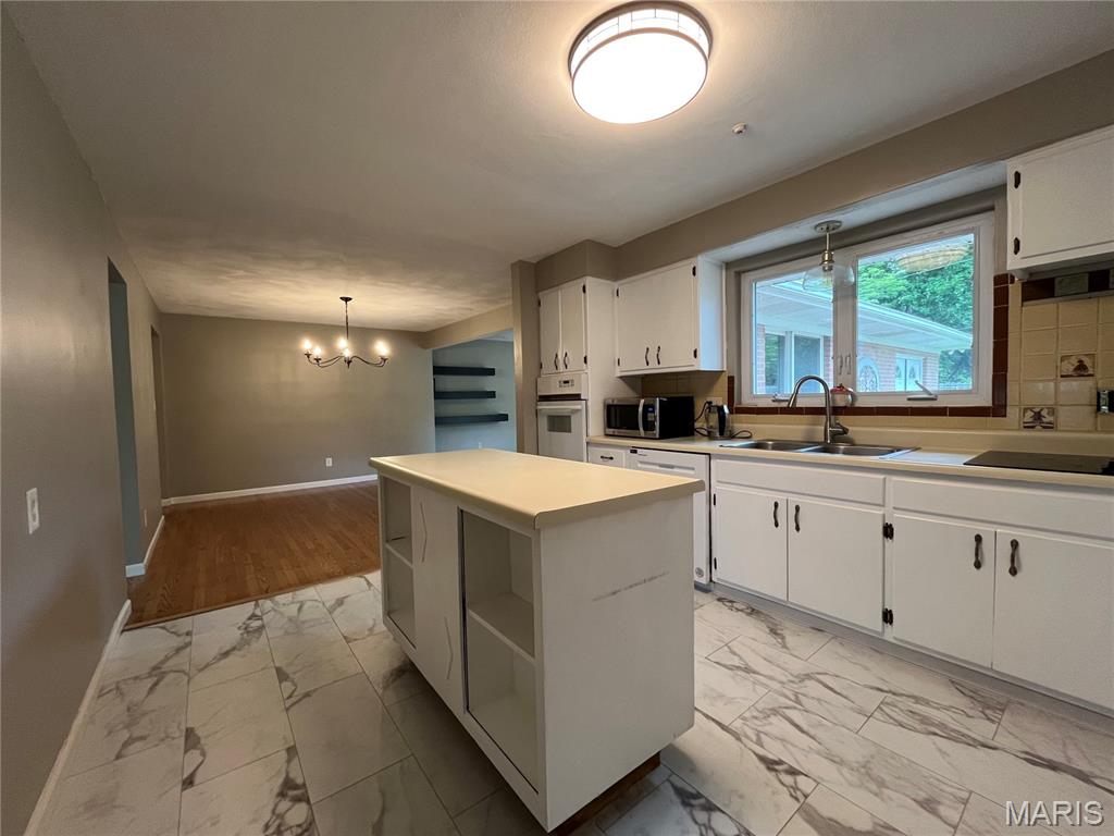 Chenot Place 2nd Add - Residential Lease