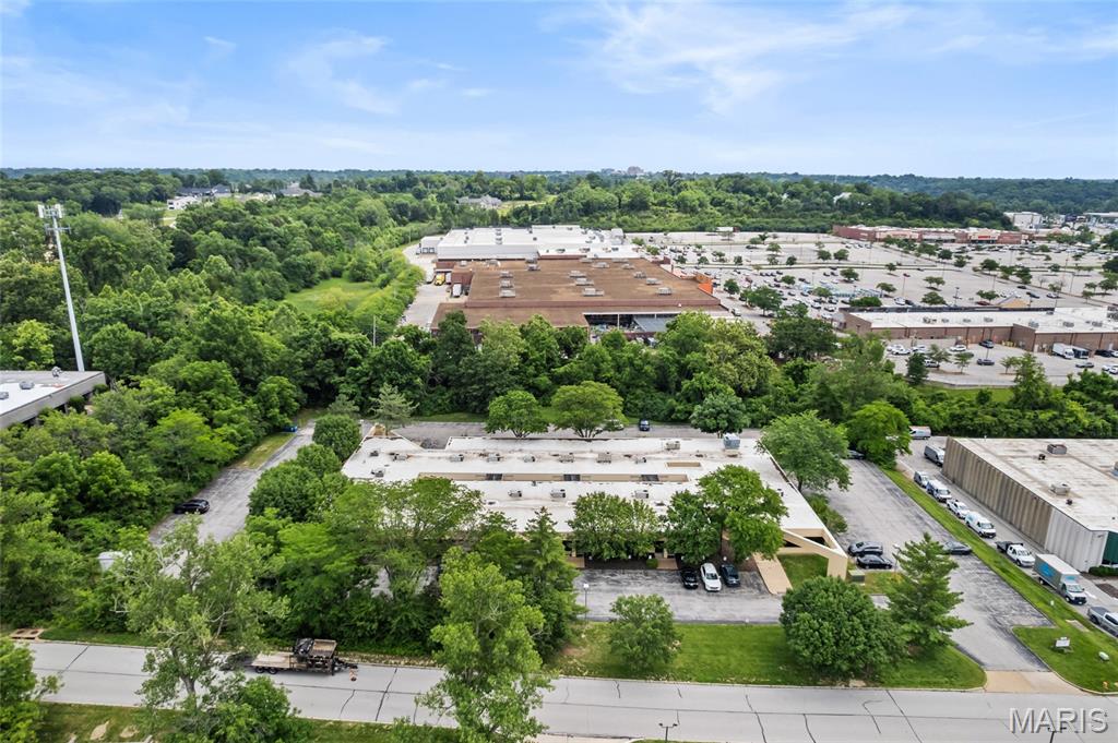 Regency Park Lt 9 A Condo - Commercial Sale