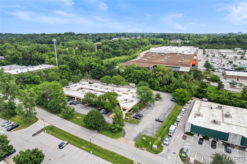 Regency Park Lt 9 A Condo - Commercial Sale