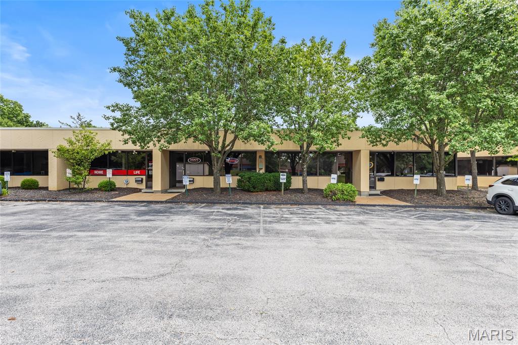 Regency Park Lt 9 A Condo - Commercial Sale