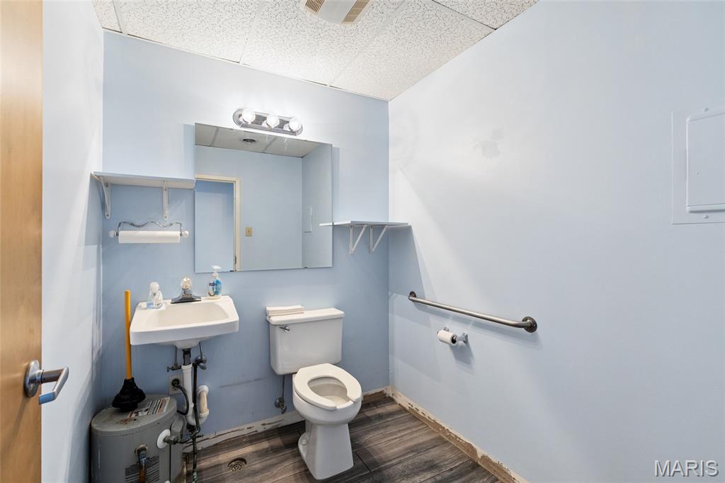 Regency Park Lt 9 A Condo - Commercial Sale