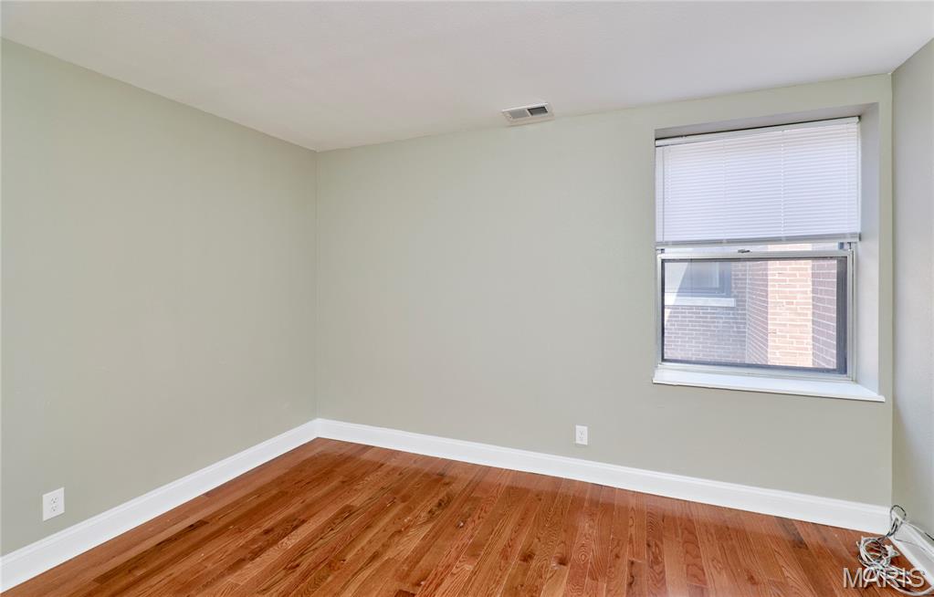 Traymoor 03 Condo - Residential Lease
