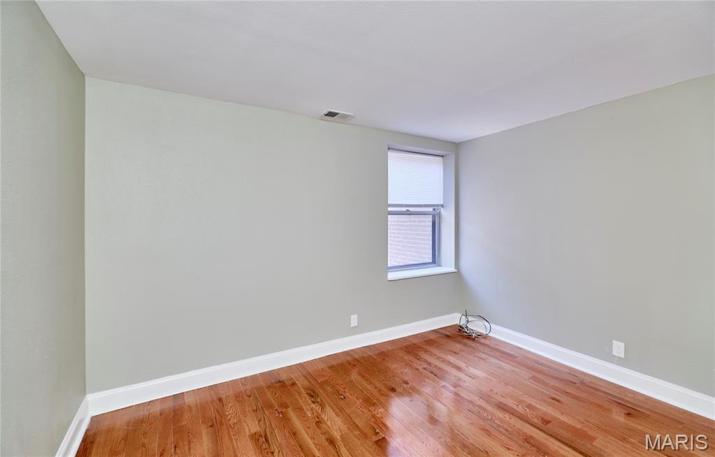 Traymoor 03 Condo - Residential Lease