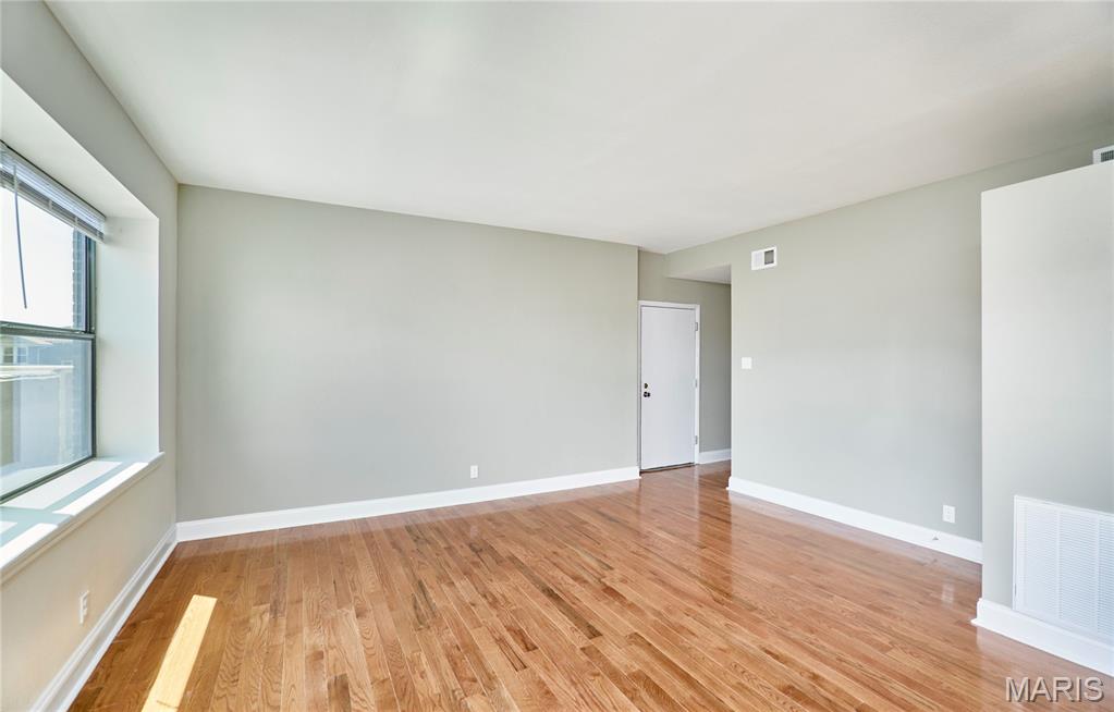 Traymoor 03 Condo - Residential Lease