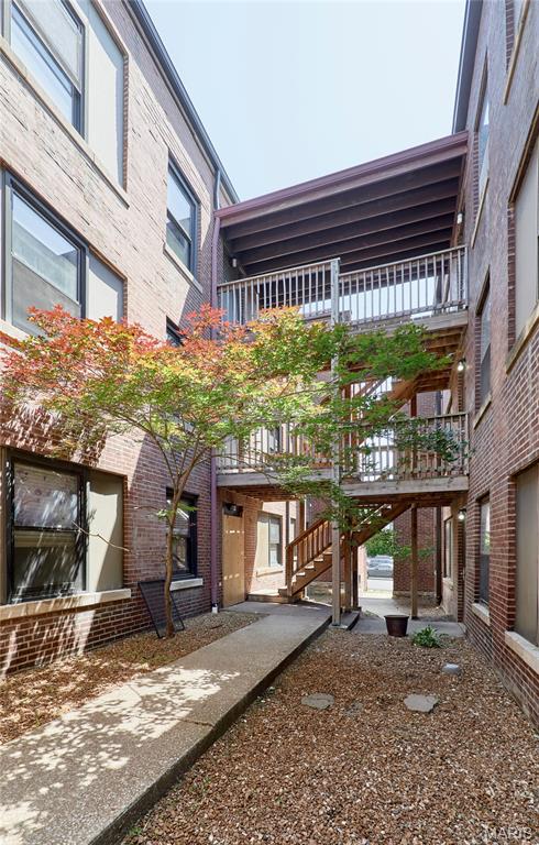 Traymoor 03 Condo - Residential Lease