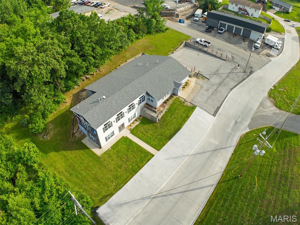 Imperial Indust Park - Commercial Sale
