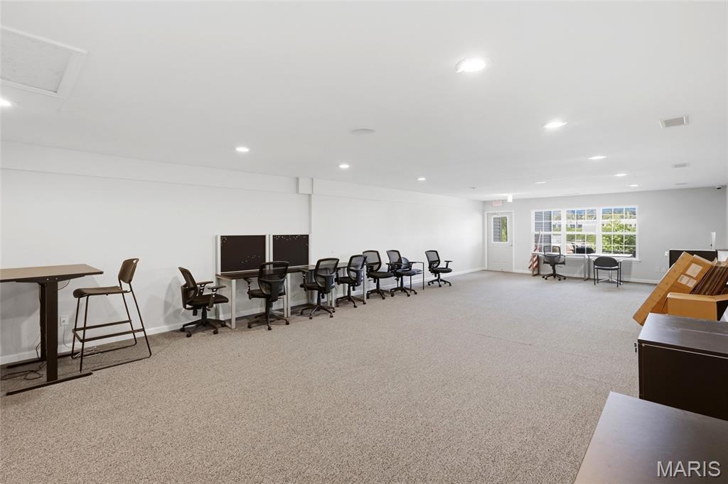 Imperial Indust Park - Commercial Sale
