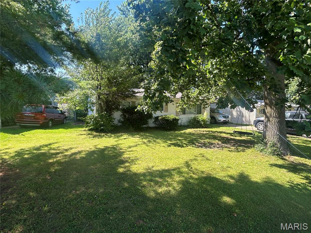 Turnkey investment opportunity at 9822 Treadway Lane in St. Louis! This well-maintained 3-bedroom, 1-bath single-family home offers 1,008 sq ft of living space and is currently tenant occupied at $1,260/month, providing immediate cash flow for investors.
Built in 1960, the property features central cooling, covered carport parking, and sits on a 6,272 sq ft lot. The functional floor plan, low-maintenance layout, and strong rental demand in the area make this an excellent addition to any investment portfolio.

Conveniently located near major highways, shopping, schools, and everyday amenities, this property offers easy access for tenants and long-term rental appeal. Whether you're a seasoned investor looking to expand your portfolio or a first-time investor seeking a stable income-producing property, this one checks the boxes.

Don’t miss your chance to own a turnkey rental property with immediate income potential.
