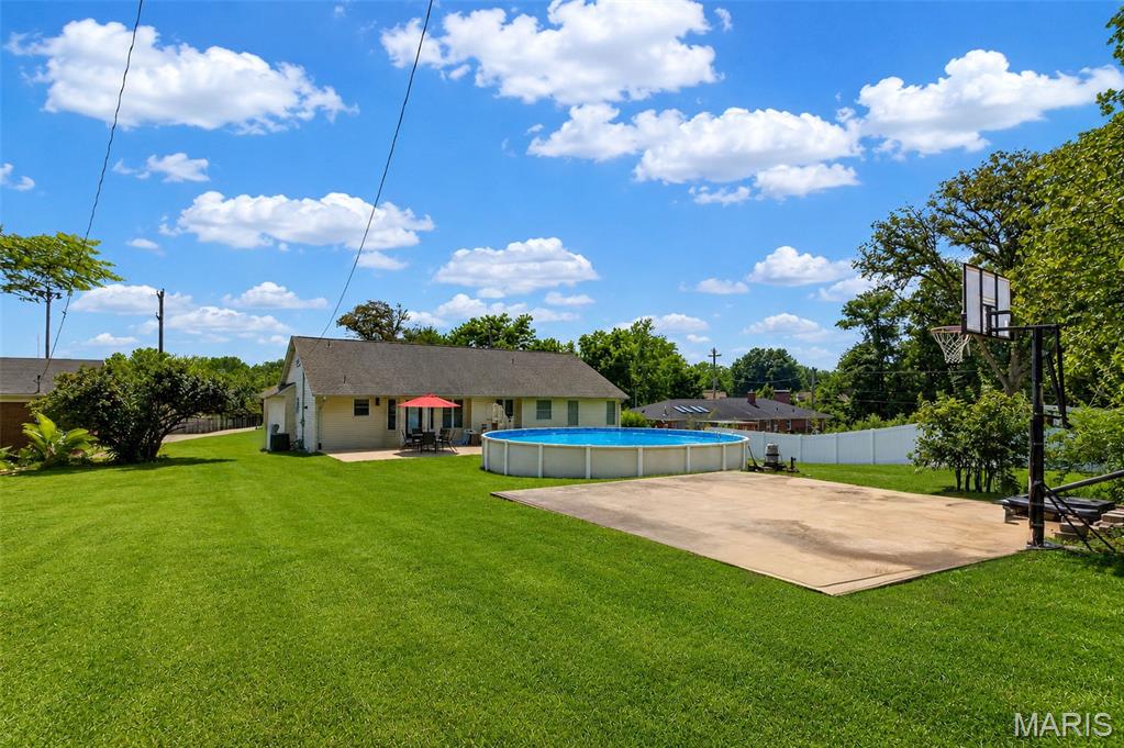 Powell Park Forest Gardens & Howell S - Residential