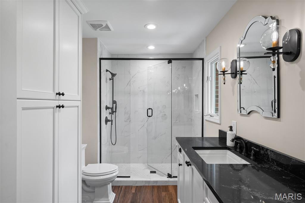 Ladue Downs 6 - Residential