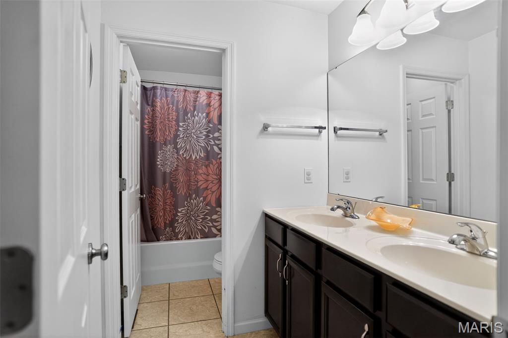 Manors At Orchard Glen - Residential