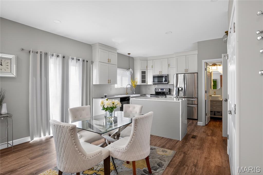 Manors At Orchard Glen - Residential