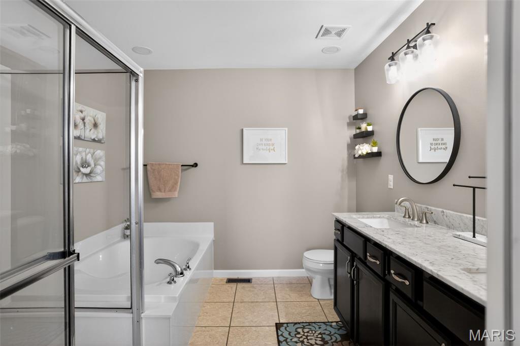 Manors At Orchard Glen - Residential