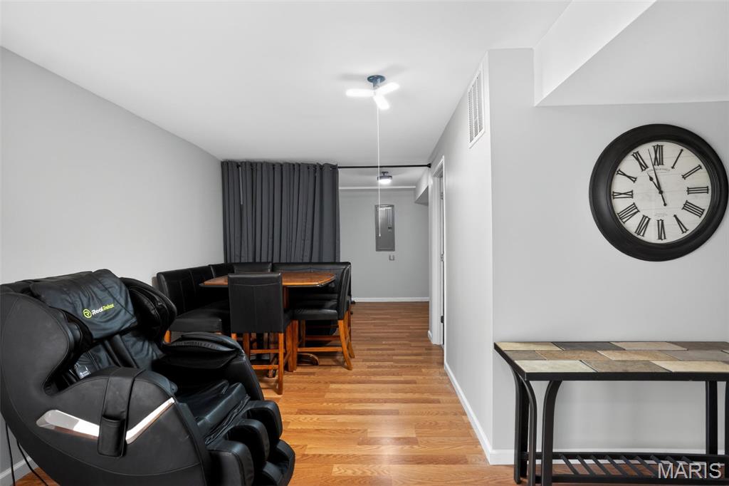 Manors At Orchard Glen - Residential