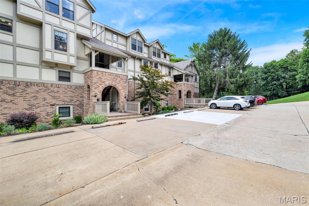 Parkside Condo - Residential