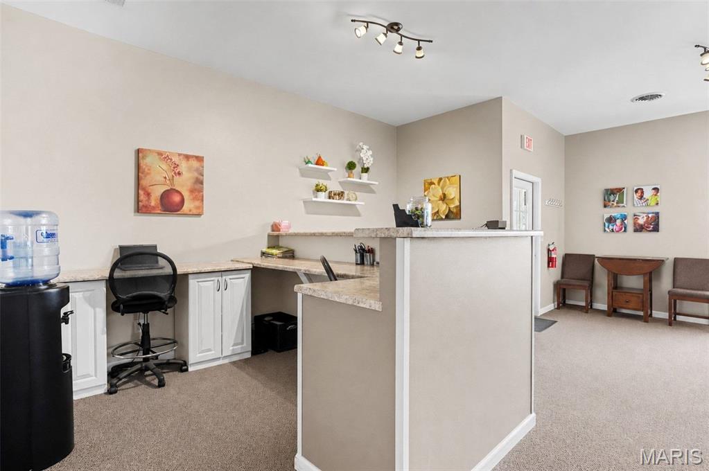 Office Villas At Creekside - Commercial Sale