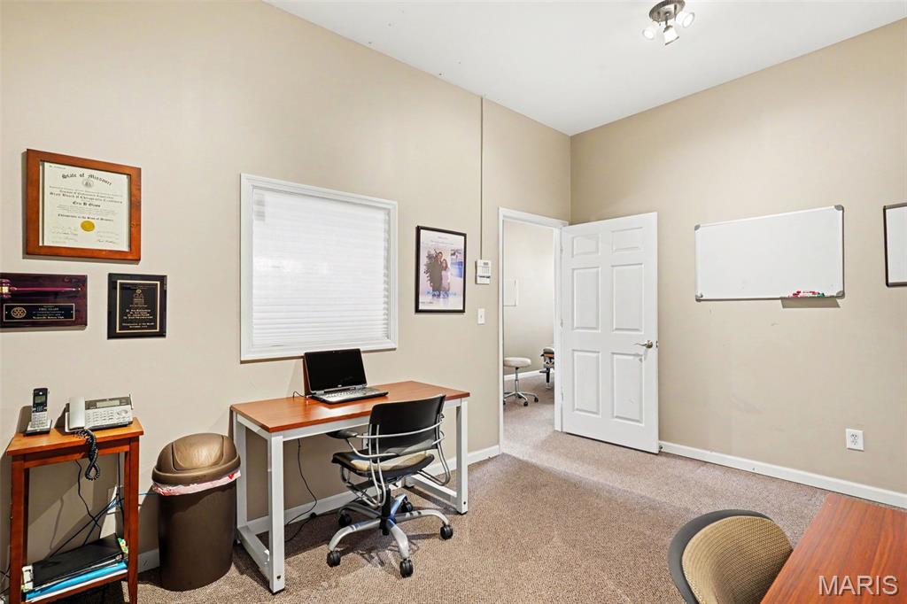 Office Villas At Creekside - Commercial Sale