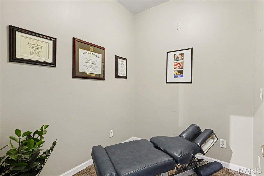 Office Villas At Creekside - Commercial Sale