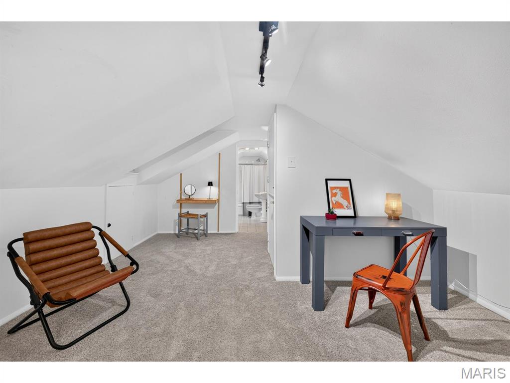 Maelln Place - Residential