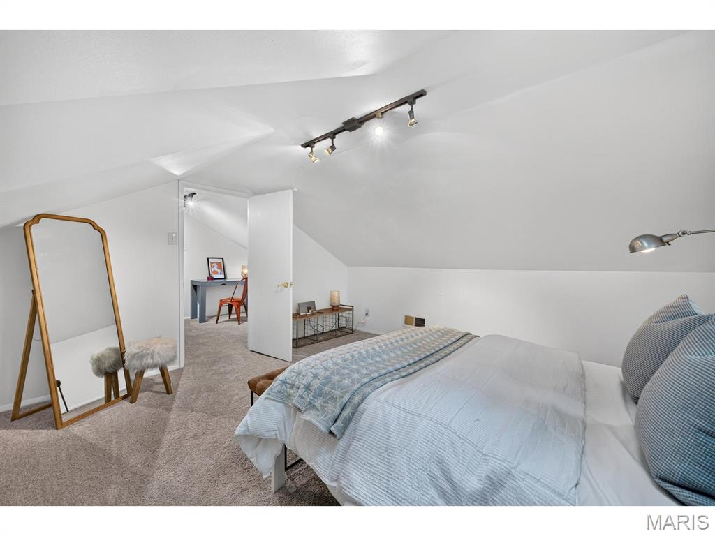 Maelln Place - Residential