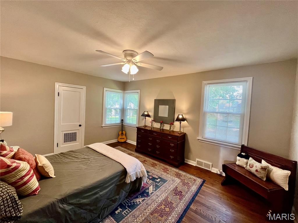 Mc Knight Park - Residential