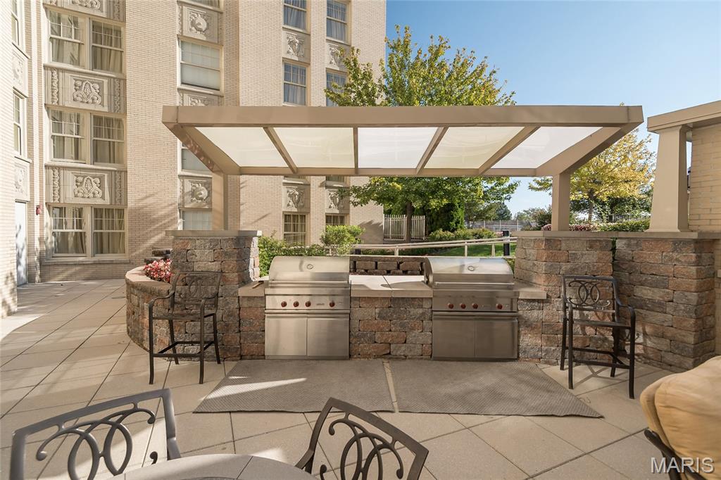 Private Residences at the Chase - Residential