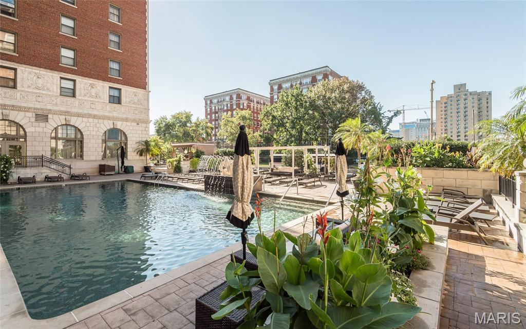 Private Residences at the Chase - Residential
