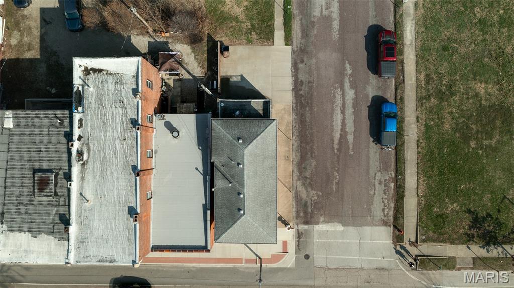 Litchfield - Commercial Sale