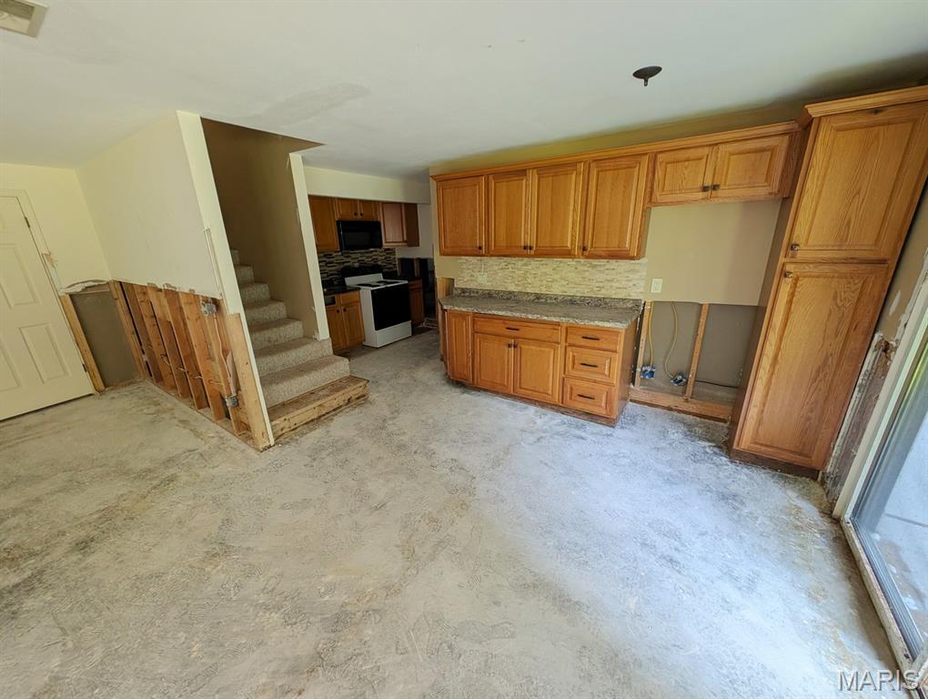 Elsah Hills Sub - Residential Income