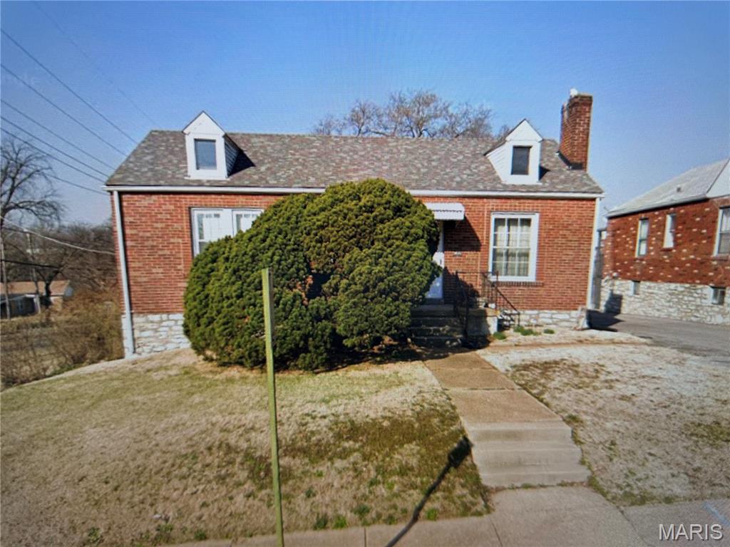 Corner Lot, Selling property "As Is"