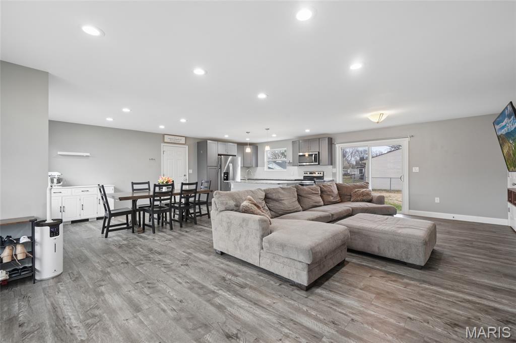 Riverside 1 - Residential