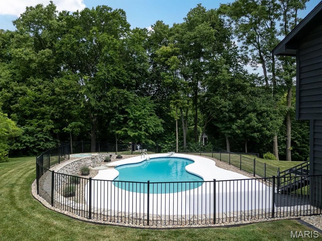 Pinnacle - Residential